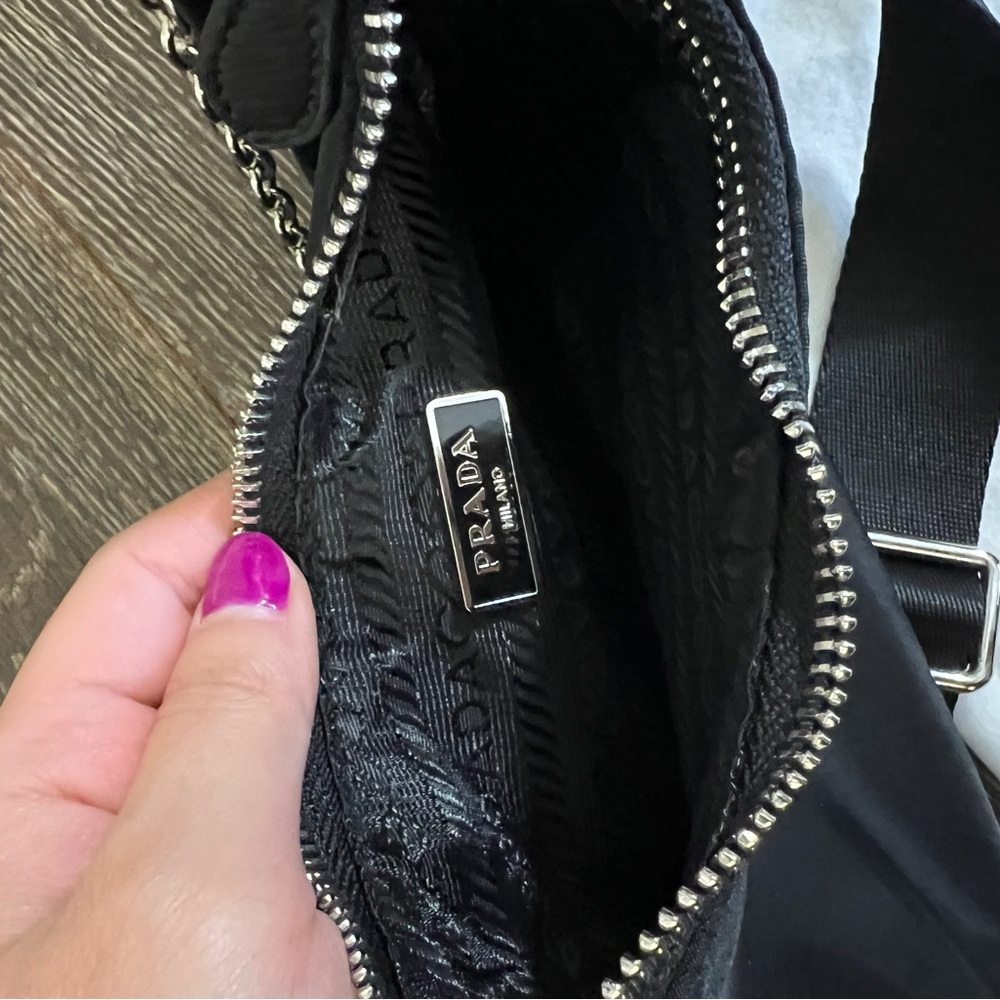 Prada gate Nylon bag - Picture 2 of 3